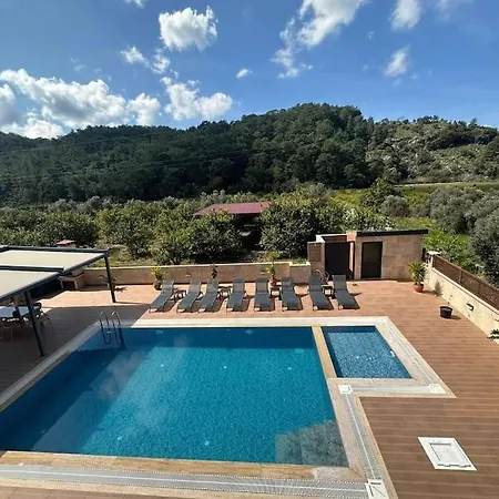 Villa Goele, Plaja, Merkeze Yakin *